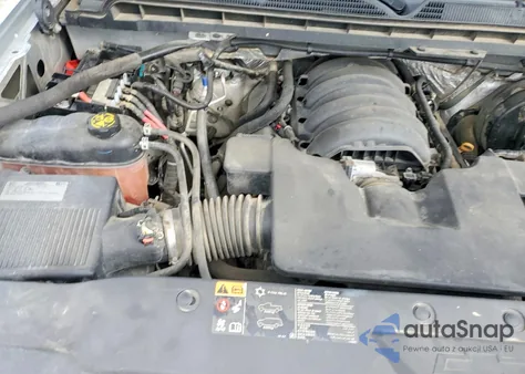 2016 Chevrolet Silverado K1500 z USA, uszkodzony, nr VIN 3GCUKNEC2GG115815